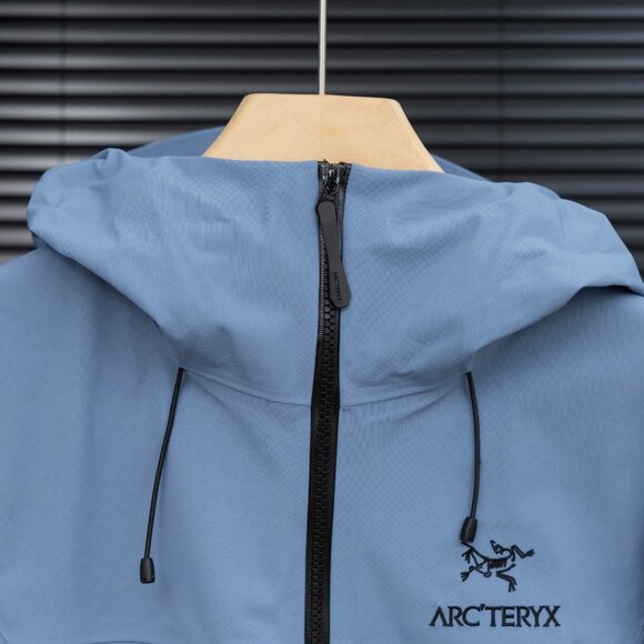 Arc'teryx Men's Hooded Zip-Up Hardshell Waterproof Jacket L - Picture 13 of 14